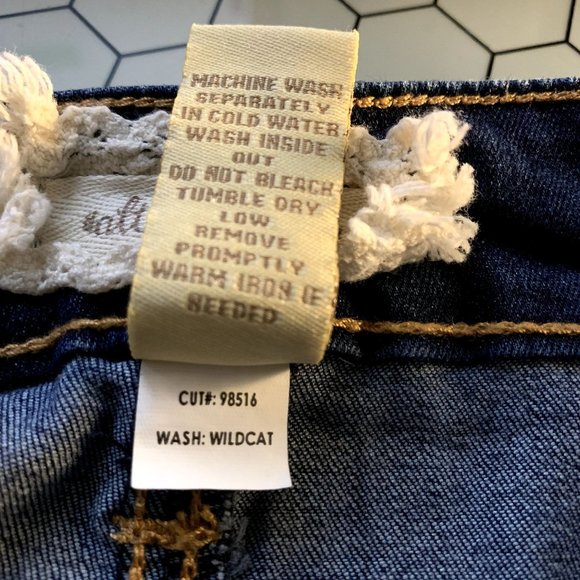 Altar'd State Jean Mini Skirt Womens L Frayed Distressed Button Fly Wildcat Wash - Picture 4 of 8